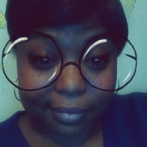 Meet your Posher, Ginny